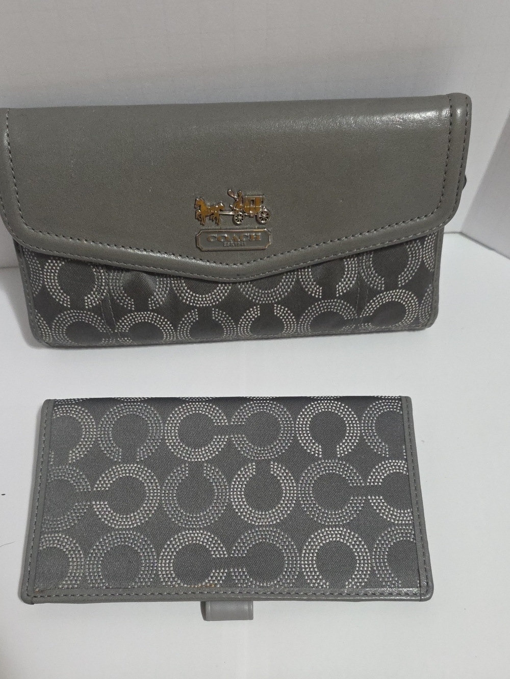Coach Gray Signature Continental Wallet with Cgechbook Holder & Silver Hardware